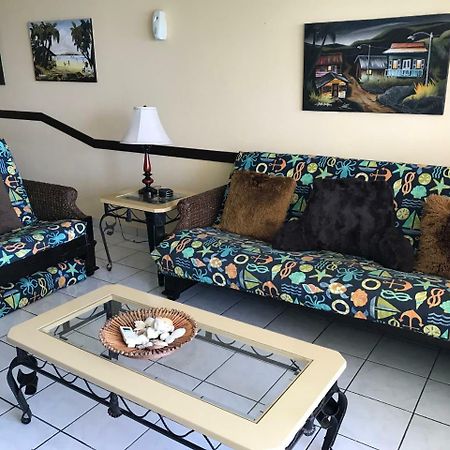 Ocean Front Apartment Luquillo Exteriör bild