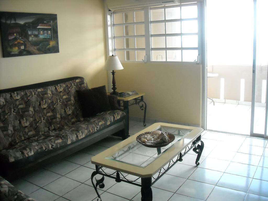 Ocean Front Apartment Luquillo Exteriör bild